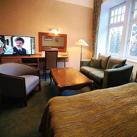 Barclay Hotel Tartu Esterno foto