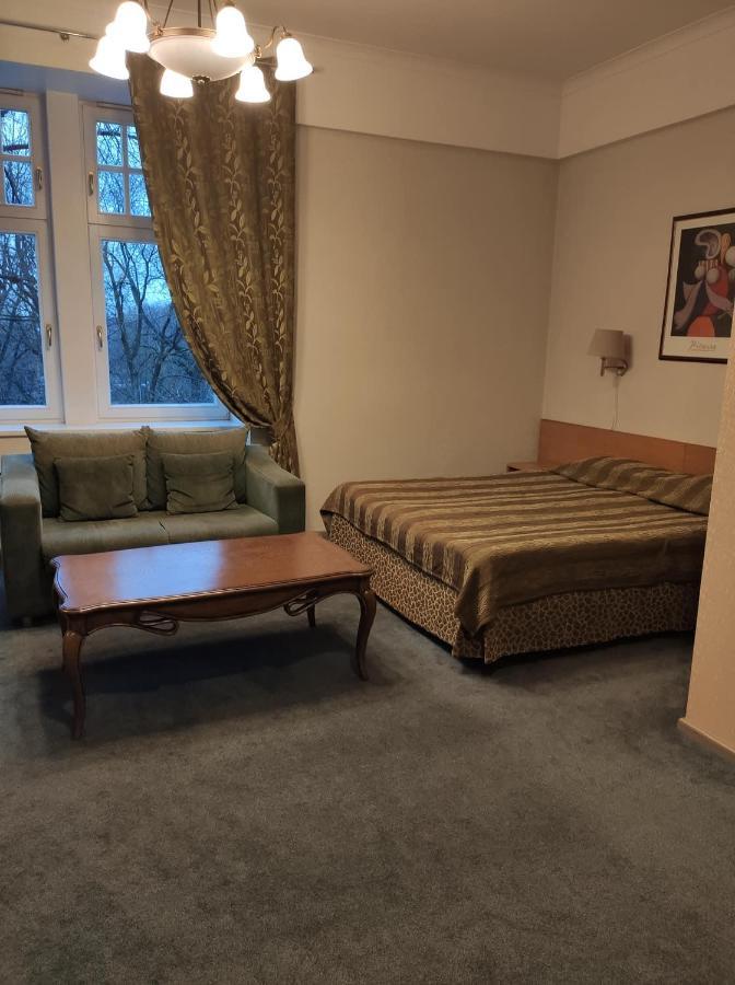 Barclay Hotel Tartu Esterno foto