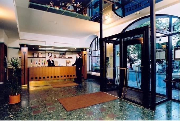 Barclay Hotel Tartu Esterno foto