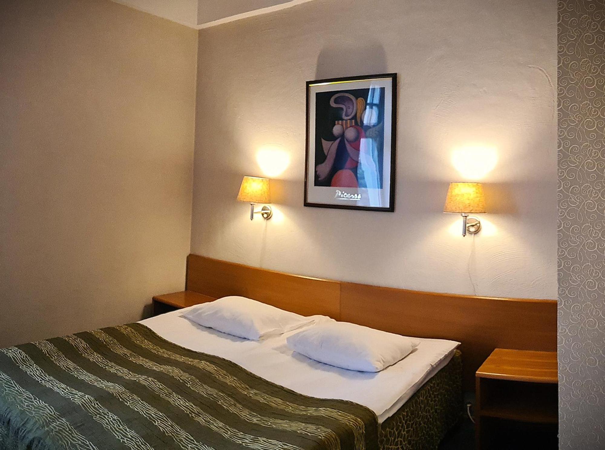 Barclay Hotel Tartu Esterno foto
