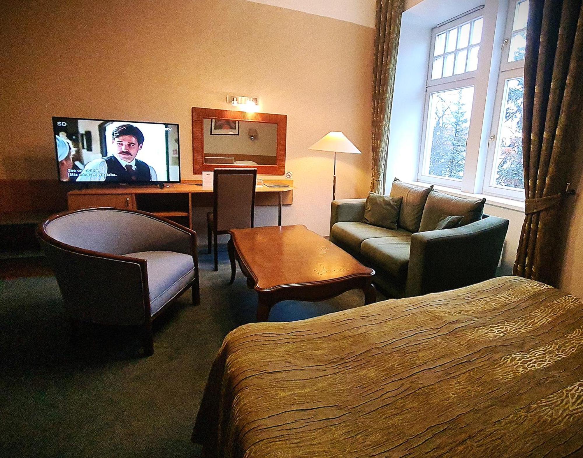 Barclay Hotel Tartu Esterno foto