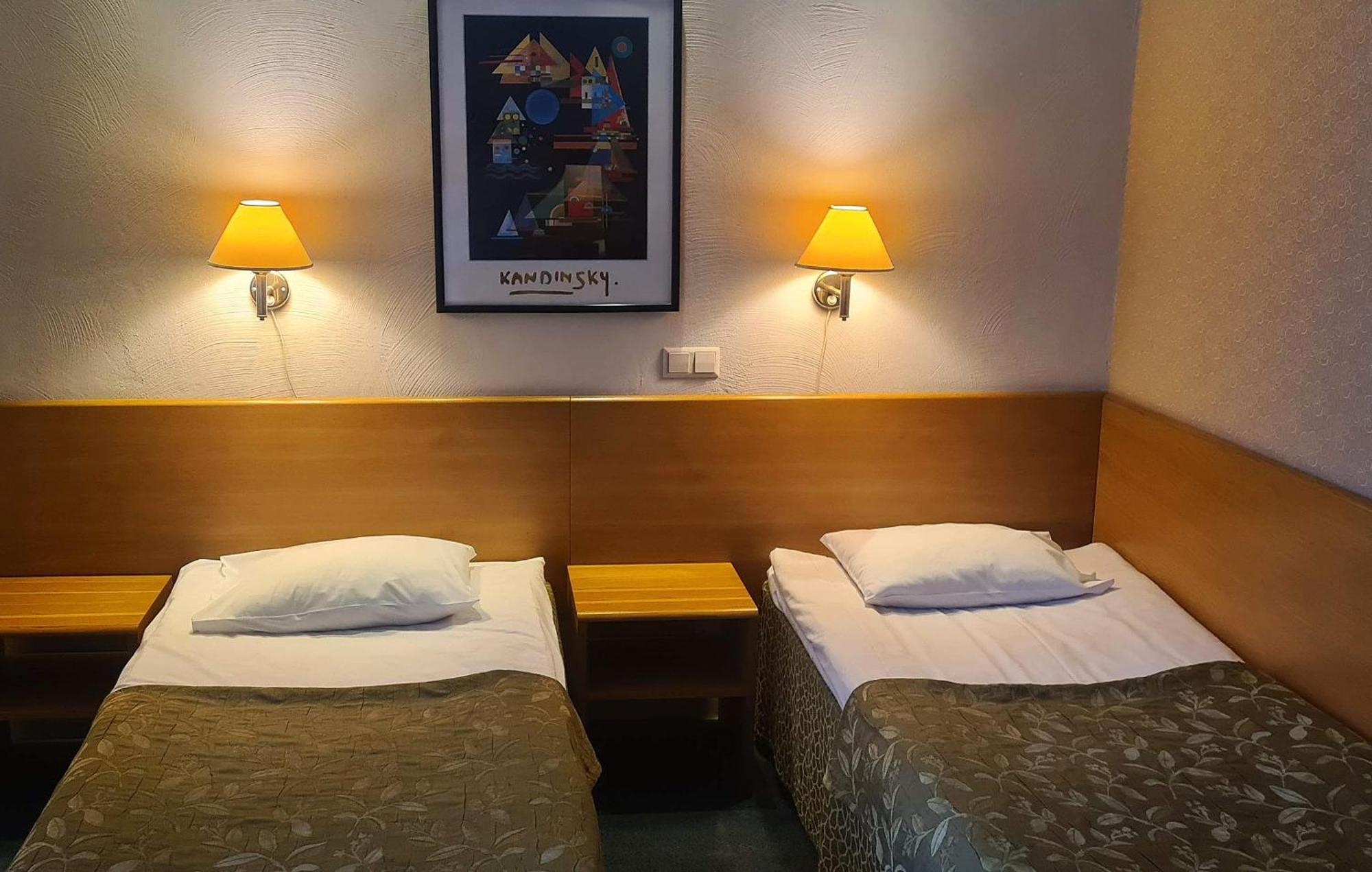 Barclay Hotel Tartu Esterno foto