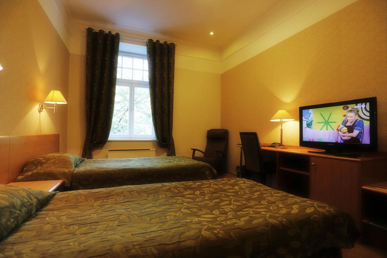 Barclay Hotel Tartu Esterno foto